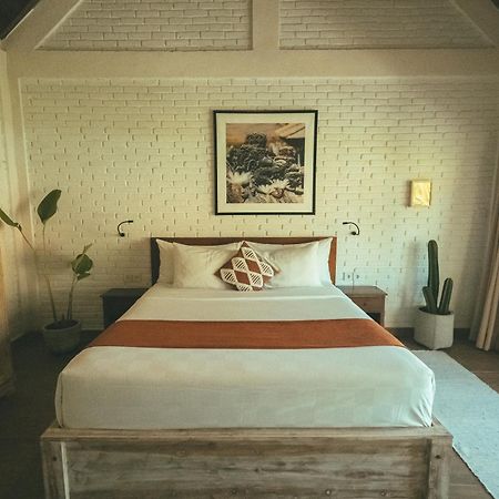 Cari Surf Camp & Studio'S Uluwatu Εξωτερικό φωτογραφία