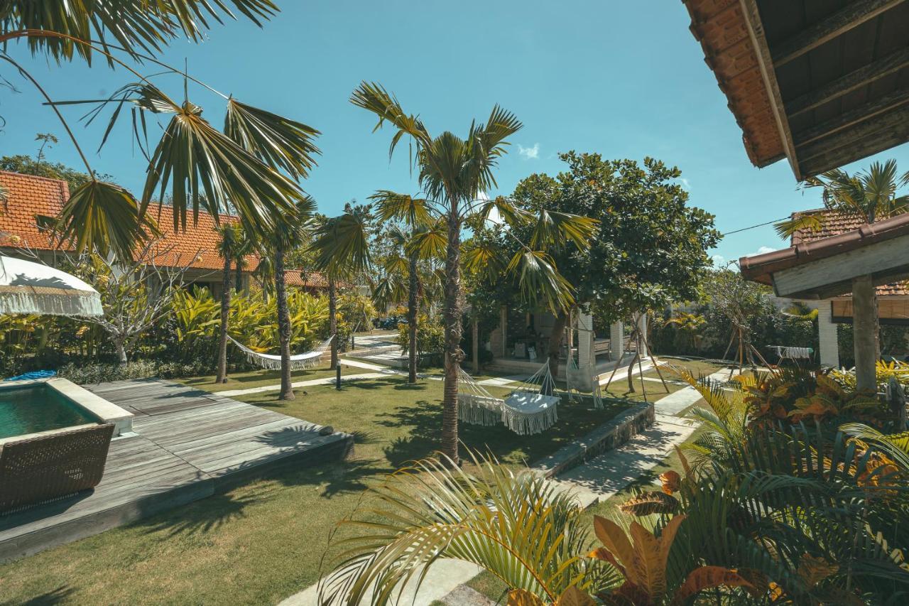 Cari Surf Camp & Studio'S Uluwatu Εξωτερικό φωτογραφία