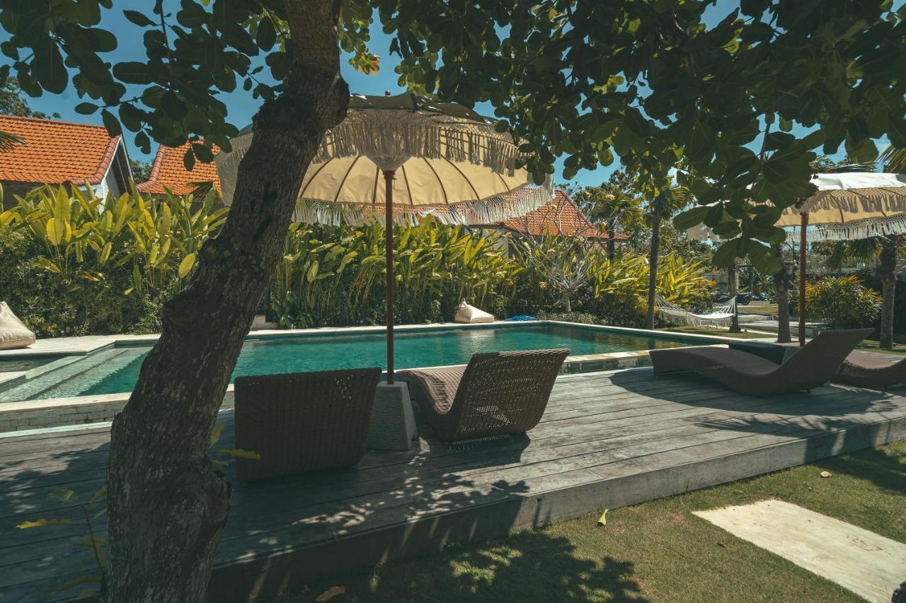Cari Surf Camp & Studio'S Uluwatu Εξωτερικό φωτογραφία